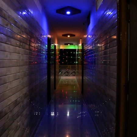Sri Priya Lodge Dharmapuri Экстерьер фото