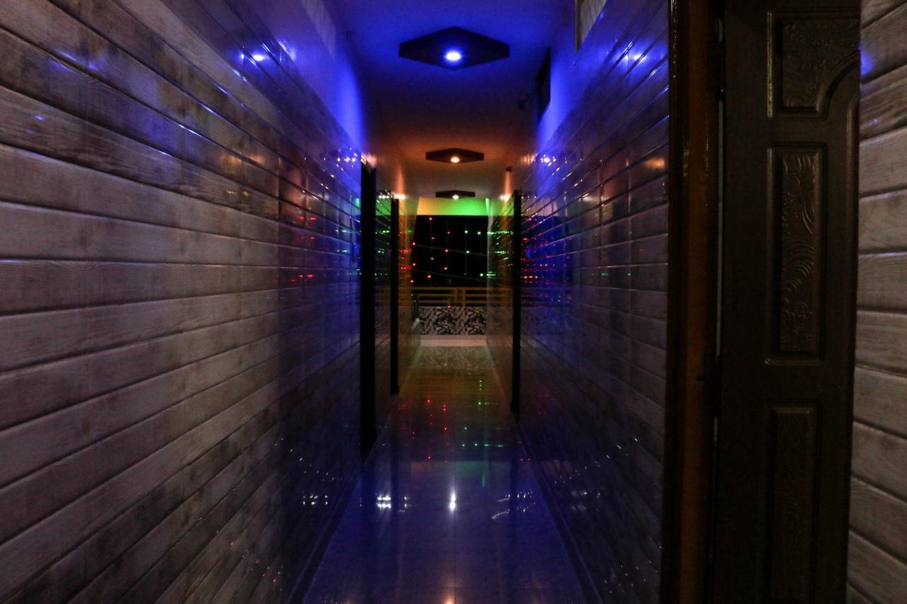 Sri Priya Lodge Dharmapuri Экстерьер фото